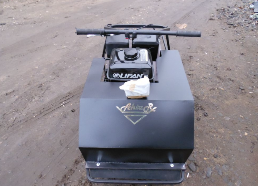 Мотобуксировщик AhtaR Зима 15 л/с с вариатором в Рыбинске