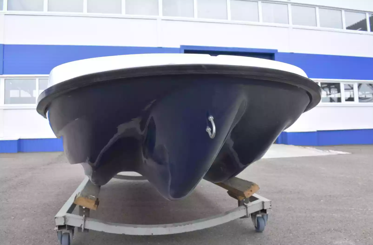 Стеклопластиковая лодка Пингвин New (тримаран) в Рыбинске