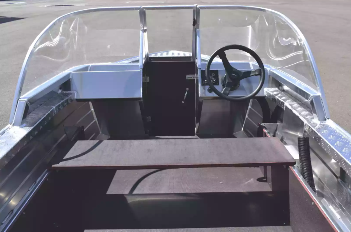 Алюминиевая лодка Wyatboat-390 DCM в Рыбинске