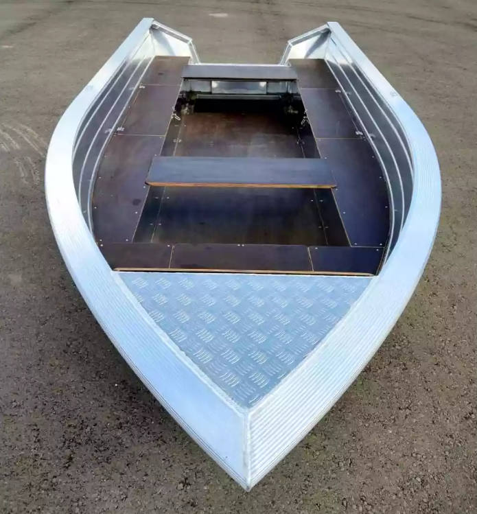 Алюминиевая лодка Неман-400 в Рыбинске