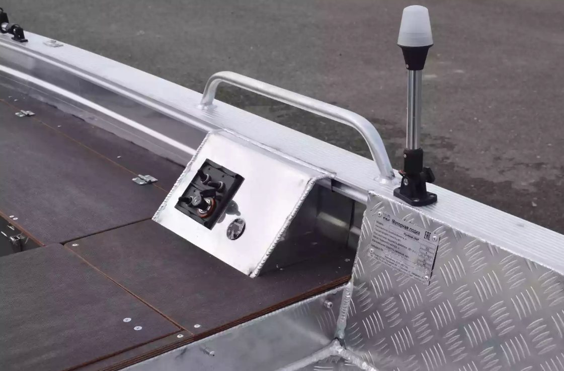 Алюминиевая лодка Wyatboat-390РМ в Рыбинске