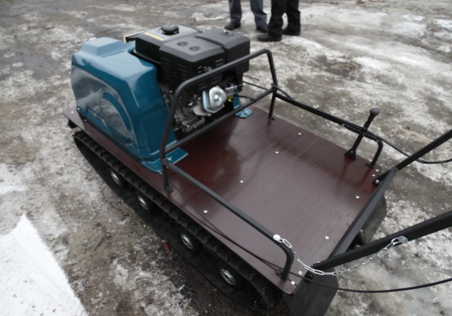 Мотобуксировщик AhtaR LR13 с реверс-вариатором Буран (задний ход) в Рыбинске