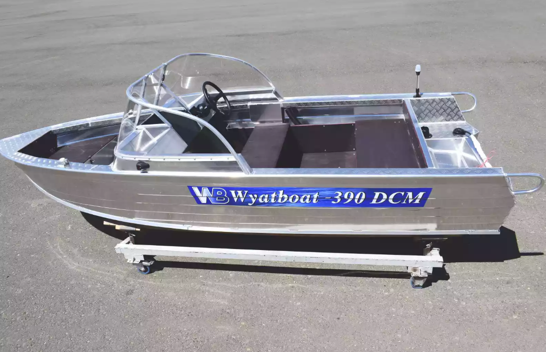 Алюминиевая лодка Wyatboat-390 DCM в Рыбинске