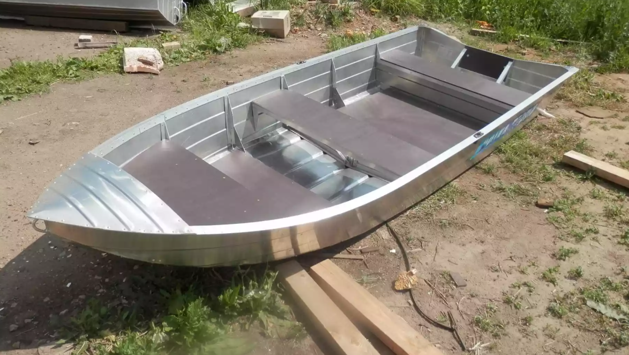 Алюминиевая лодка Вятка-Профи 32 в Рыбинске