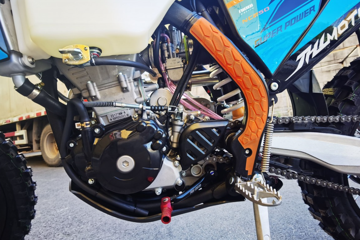 Мотоцикл JHLMOTO JHL Z7 NC250S (177MM-A) в Рыбинске