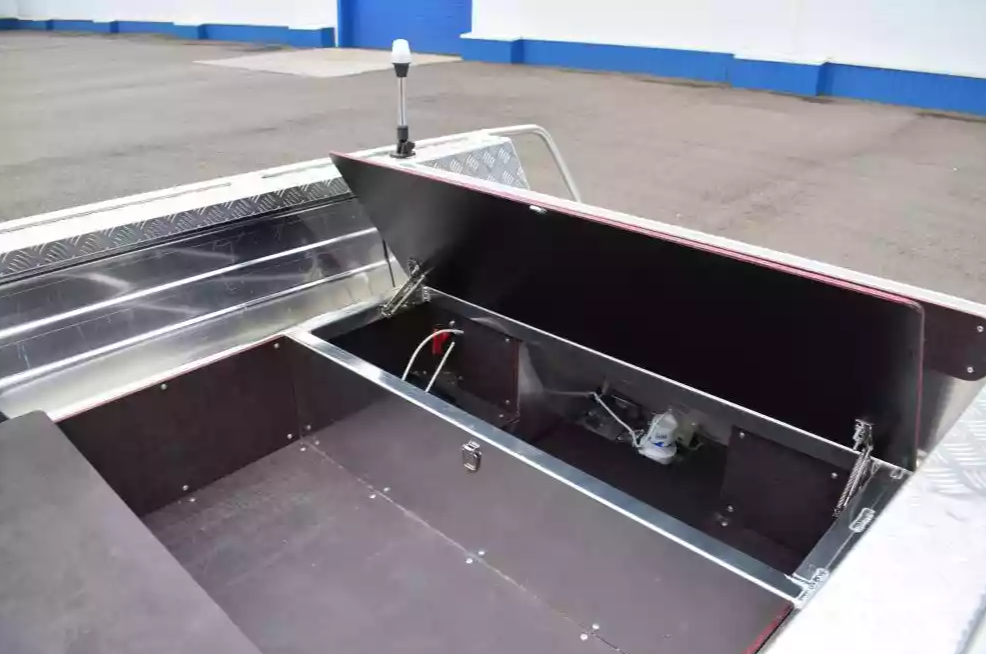 Алюминиевая лодка Wyatboat-390 DCM Увеличенный борт в Рыбинске
