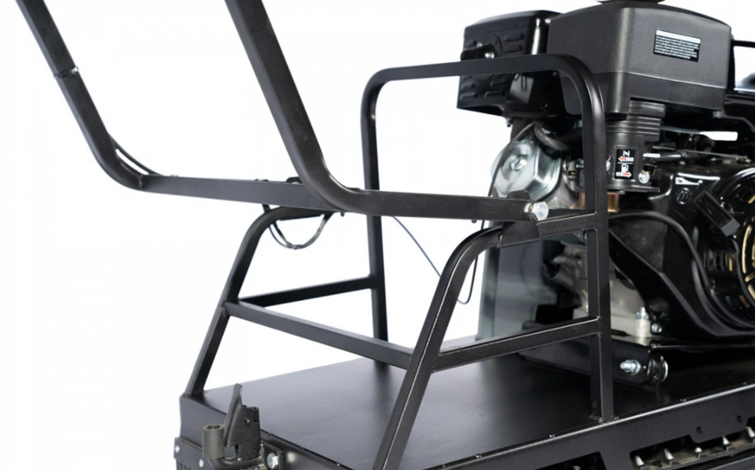 Мотобуксировщик БУРЛАК-M2 LFK 15 л.с. (передний привод, катки) в Рыбинске