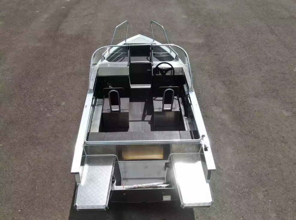 Алюминиевая лодка  Неман-400 DCM NEW в Рыбинске