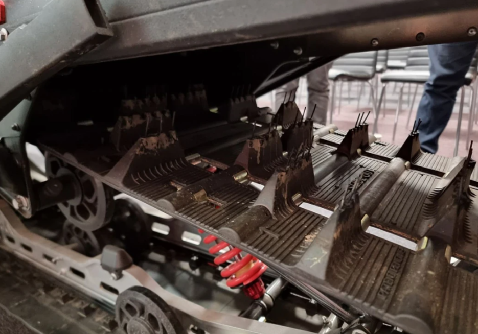 Снегоход AODES Siberiacross 1000 SWT 600mm LCD 6.8 в Рыбинске