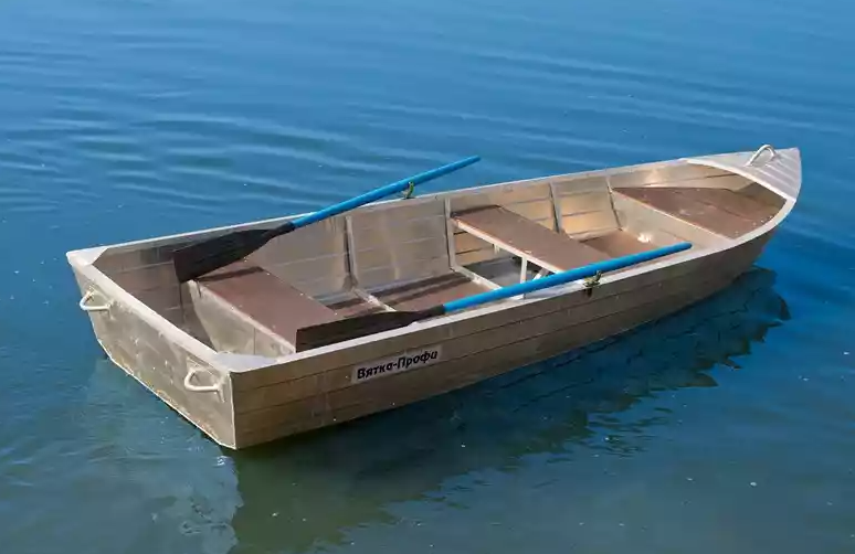 Алюминиевая лодка Вятка-Профи 32 в Рыбинске