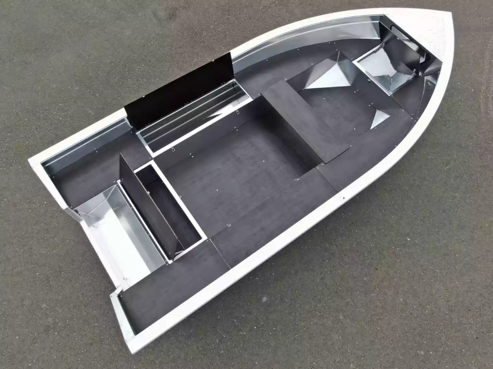 Алюминиевая лодка  Неман-420 в Рыбинске