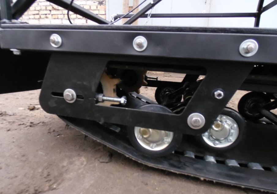 Мотобуксировщик AhtaR Зима 15 л/с с вариатором в Рыбинске