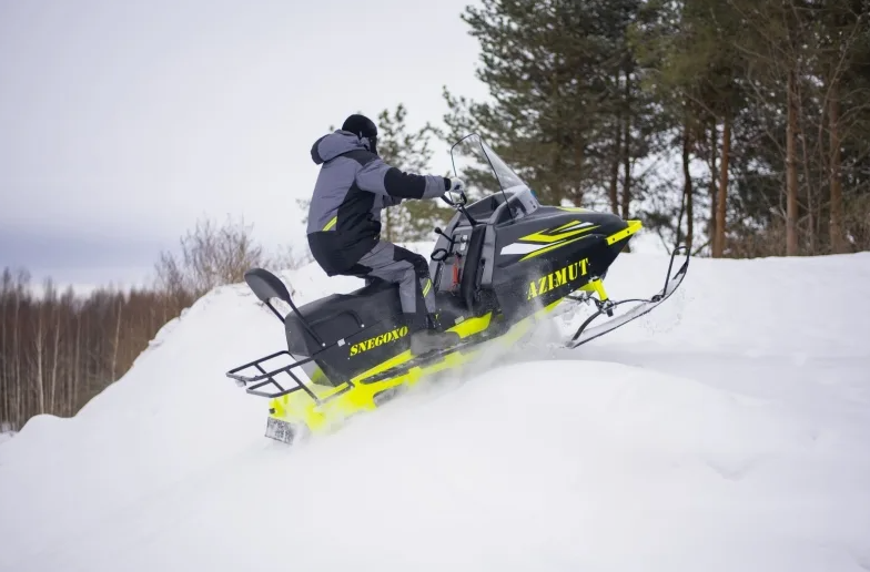 Миниснегоход Бурлак Азимут 20 л.с.  Б/У в Рыбинске