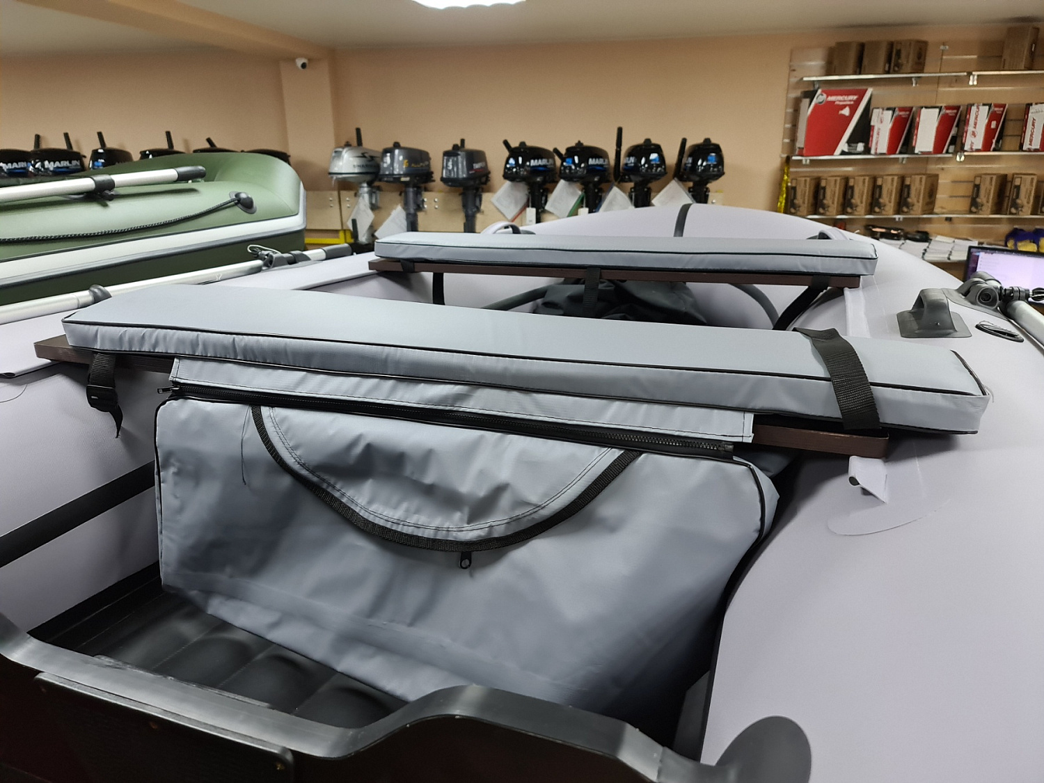 КОМПЛЕКТ МЯГКИХ НАКЛАДОК С СУМКОЙ ДЛЯ ЛОДОК 110Х20 СЕРЫЙ в Рыбинске