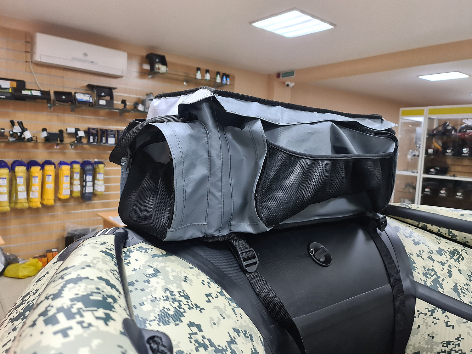 СУМКА ЛЮКС НА БАЛЛОН ДЛЯ ЛОДОК ПВХ 50Х25Х25 СМ в Рыбинске